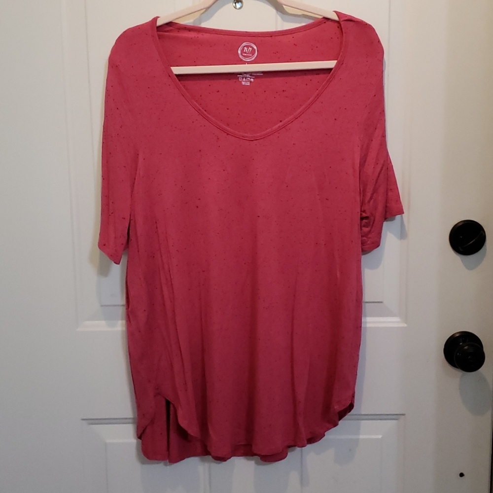 Casuql solid tee